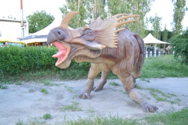 Se încheie modulul despre dinozauri de la Complexul de Ştiinţe ale Naturii
